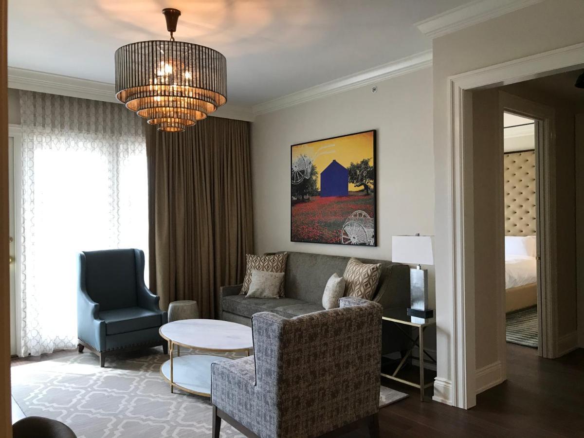 The Inn At Meadowbrook 歐弗蘭帕克 外观 照片
