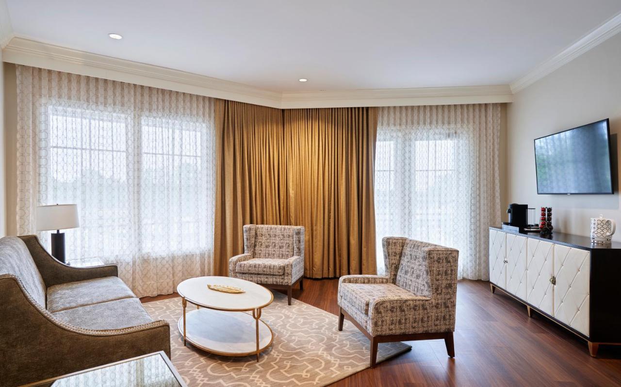 The Inn At Meadowbrook 歐弗蘭帕克 外观 照片